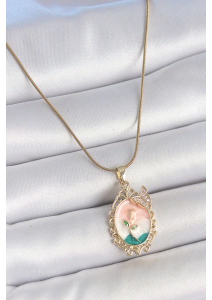 316L Çelik Gold Renk Zincir Mix Renk Çiçek İşlemeli Zirkon Taş Detaylı Portre Model Kadın Kolye