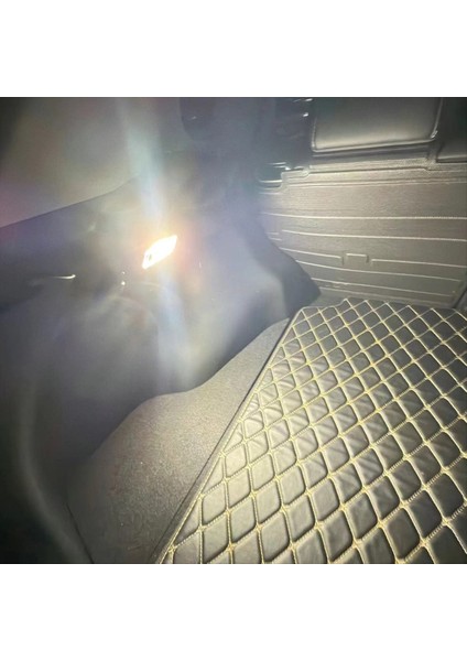 Mk5 XA50 Venza Araba Aksesuarları LED Bagaj Lambası 81250-48010 (Yurt Dışından) fırsatları