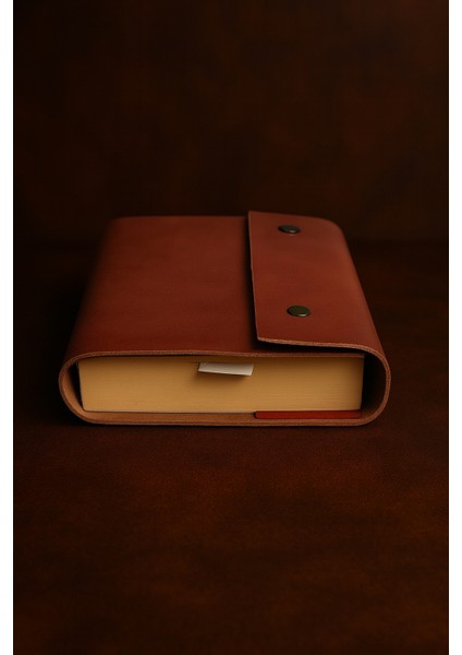 Hakiki Deri Kitap Kılıfı – El Yapımı Çıtçıtlı Deri Defter & Kitap Kılıfı