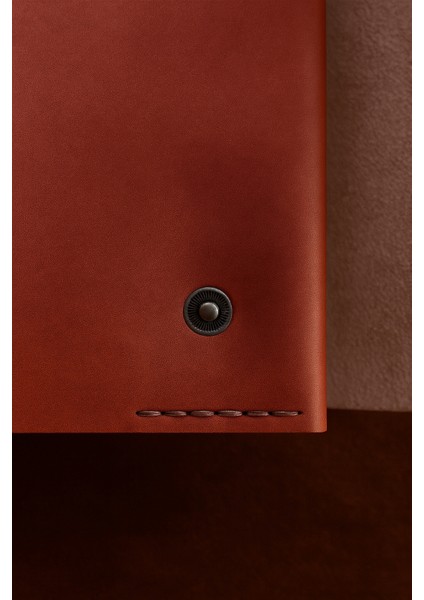 Hakiki Deri Kitap Kılıfı – El Yapımı Çıtçıtlı Deri Defter & Kitap Kılıfı