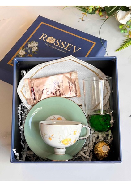 Hediyelik Peachy Kişiye Özel Hediye Kutulu Fincan Takımı