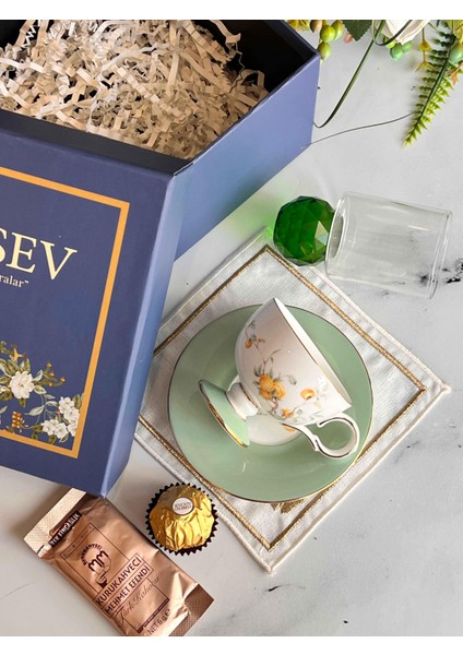 Hediyelik Peachy Kişiye Özel Hediye Kutulu Fincan Takımı fırsatları