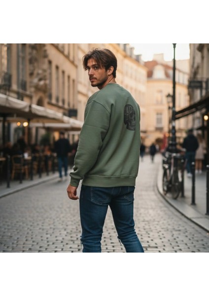 Kurukafa Baskılı Yeşil Oversize Sweatshirt fiyatları