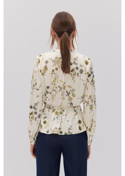 Çiçek Desenli Beli Kuşaklı Saten Gömlek indirimleri
