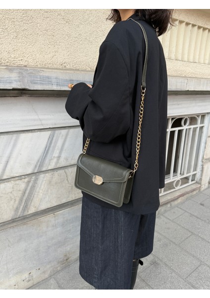 Ilot.ıstanbul | Gold Tokalı Zincir Askılı Koyu Yeşil Kapaklı Çanta Klasik Mini Omuz Çantası
