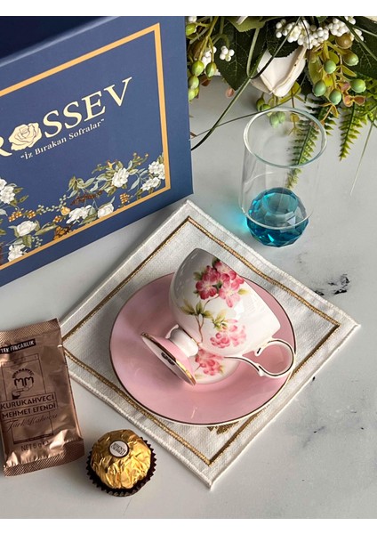 Hediyelik Blossom Kişiye Özel Hediye Kutulu Fincan Takımı modelleri