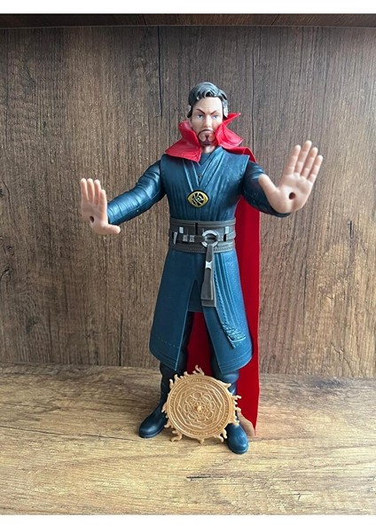 Doctor Strange In The Multiverse Of Madness Sesli Işıklı Doctor Strange Figür Oyuncak 30 cm fiyatları