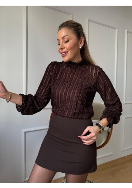 Acı Kahve Dik Yaka Şeritli Bluz indirimleri