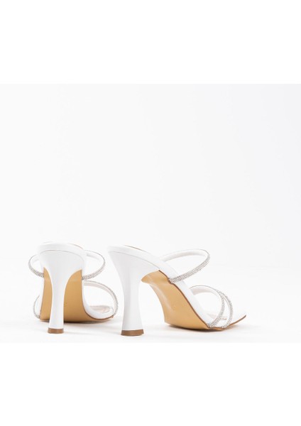 Alvina Premium Beyaz Taşlı İnce Bantlı Kadın Topuklu Terlik