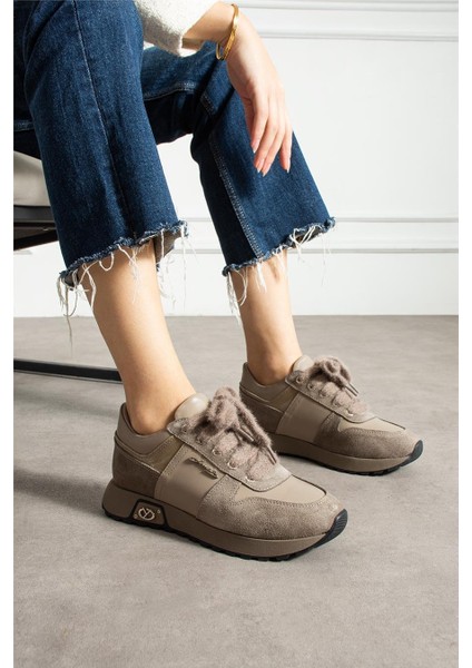 Kadın Sneaker Süet Bej Kısa Topuklu Casual/günlük