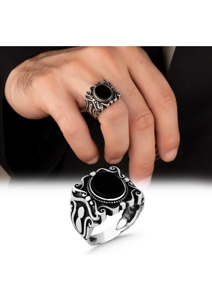 Siyah Oniks Taşlı 925 Ayar Erkek Gümüş Yüzük