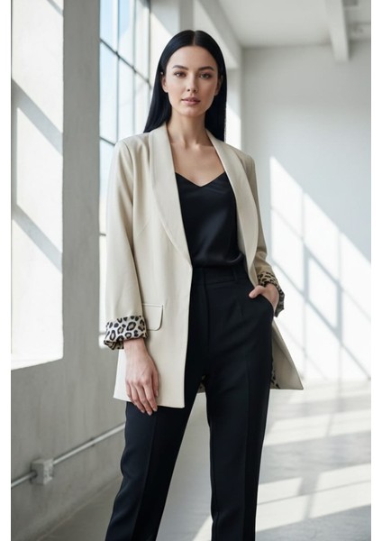 Kadın Leopar Detaylı Blazer Ceket