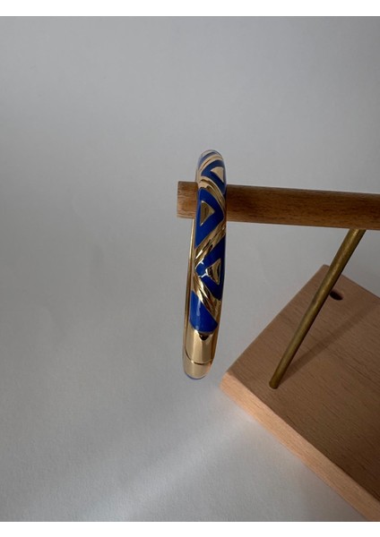 Özel Seri Üçgen Desen Lacivert Mineli Gold Kelepçe fiyatları