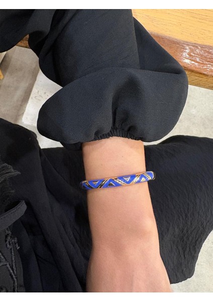 Özel Seri Üçgen Desen Lacivert Mineli Gold Kelepçe