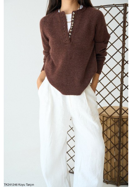 Kadın Yuvarlak Yaka Yarım Düğmeli Basic Triko Kazak