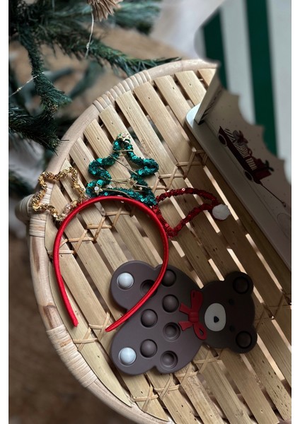 Kırmızı Pullu Yılbaşı Figürlü Kız Çocuk Taç modelleri