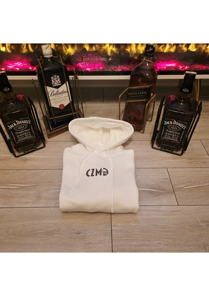 Kurukafa Baskılı Beyaz Kapüşonlu Oversize Hoodie indirimleri