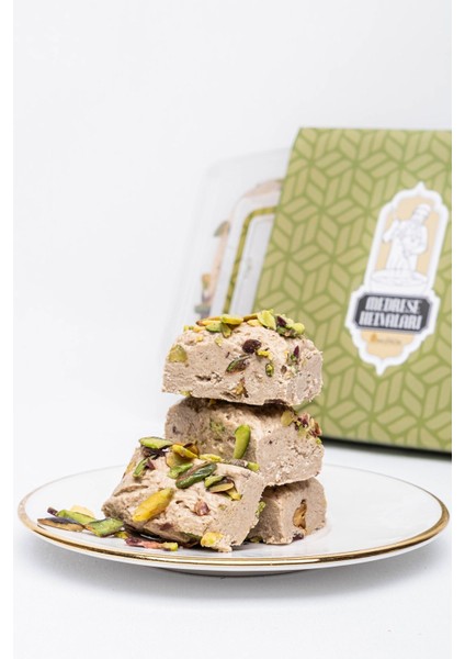 Antep Fıstıklı Tahin Helvası - Geleneksel Usûl Fıstıklı Kürek Helvası 250 gr