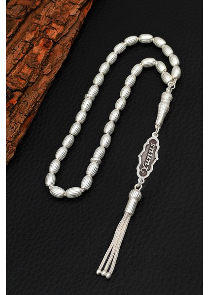 Isimli Gümüş Tesbih Çizgili Arpa Kesim Isim Yazılı Gümüş Tesbih 925 Ayar ST382 fırsatları