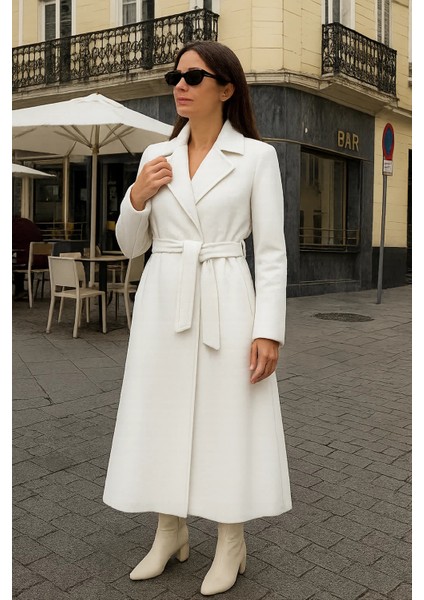 Kadın Comfort Kruvaze Trend Beyaz Uzun Kaşe Kaban