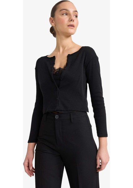 Slim Fit Dar Kesim Bisiklet Yaka Ribana Uzun Kollu Tişört G6337AX25WN modelleri