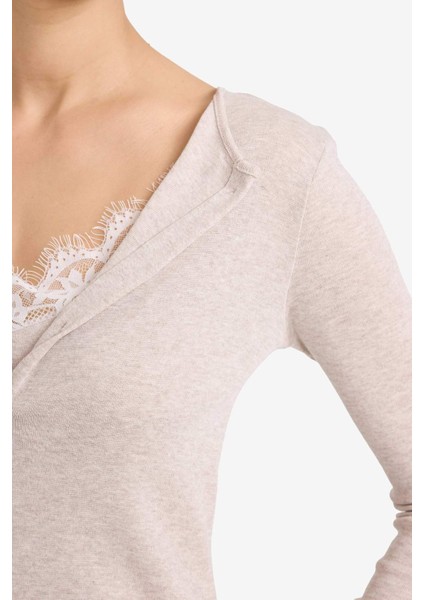 Slim Fit Dar Kesim Bisiklet Yaka Ribana Uzun Kollu Tişört G6337AX25WN fırsatları