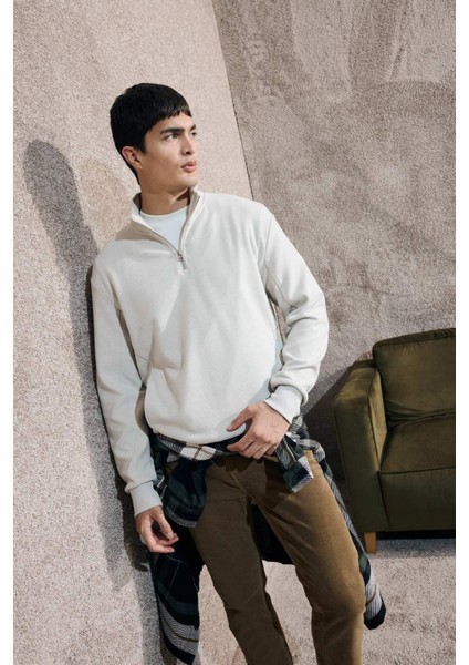 Regular Fit Yarım Fermuarlı Sweatshirt E9629AX25AU