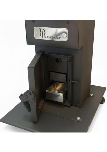 Pelet Soba Iç-Dış Mekan 3 Tarafı Camlı Tekerlekli Pelet Sobası