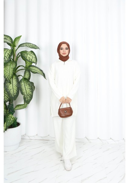 Nisum Yakası Fermuarlı Pantalonlu Triko Takım