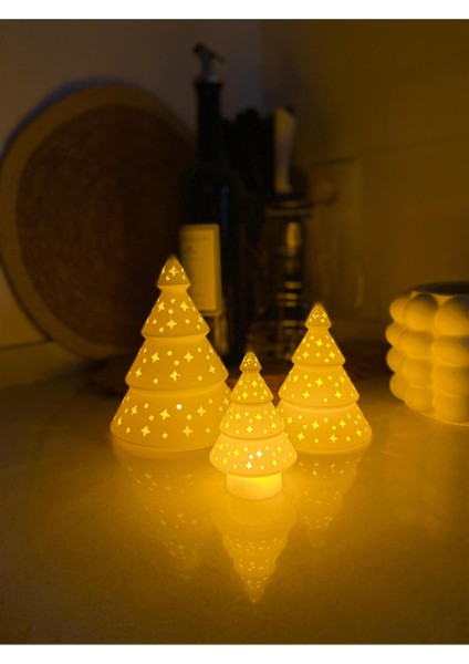 Yılbaşı Temalı Işıklı Çam Ağacı Biblo Seti, Beyaz, 3'lü, Dekoratif Parçalar