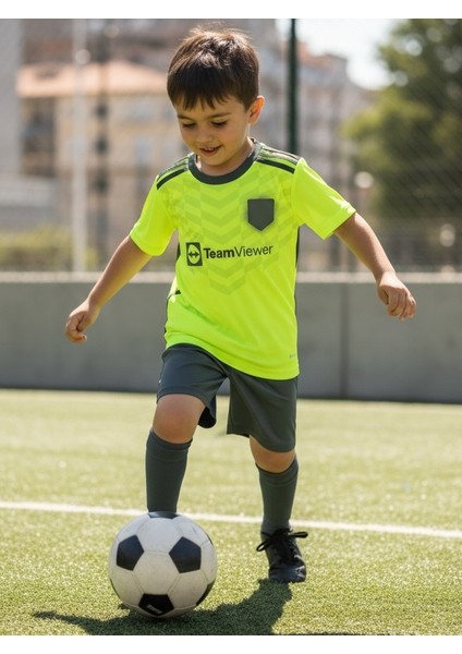 Fosfor Yeşili Cr7 Alt Üst Takım Tişört Şortlu T-Shirt