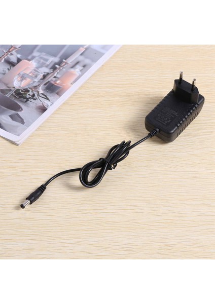 3x Ac 100-240V A Dc 9V 2A Dönüştürücü Dönüştürücü Güç Kaynağı Şarj Cihazı (Ab Fişi) (Yurt Dışından) indirimleri
