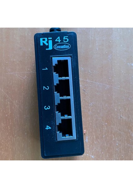 4 In 1 RJ45 Lan Konnektörü Ethernet Ağ Splitter Kablosu 1 Ağ Uzantı Aksesuarları Için 1 Erkek - 4 Lan Port (Yurt Dışından) fiyatları