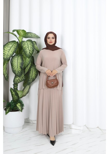 Eteği Piliseli Sade Tunik Takım