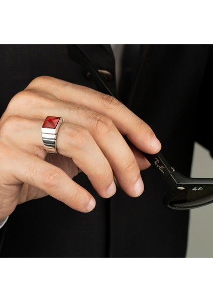 925 Ayar Gümüş Erkek Yüzük Zirkon Kırmızı Taşlı