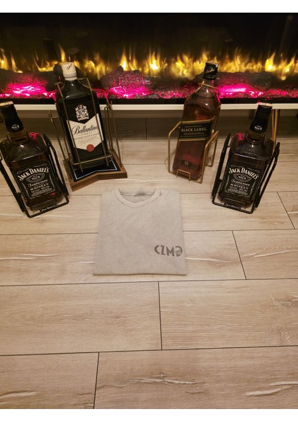 Kurukafa Baskılı Gri Yıkamalı Oversize Tişört indirimleri