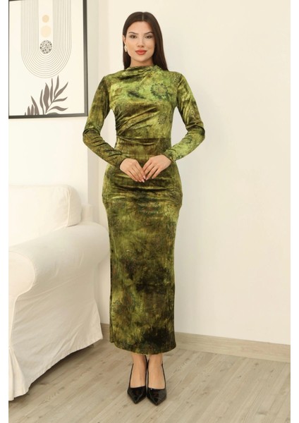 Desenli Büzgü Detaylı Premium Kadife Elbise 6063-YEŞIL