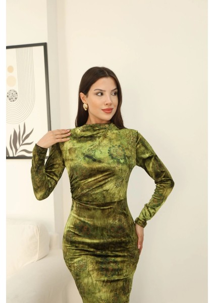 Desenli Büzgü Detaylı Premium Kadife Elbise 6063-YEŞIL fırsatları