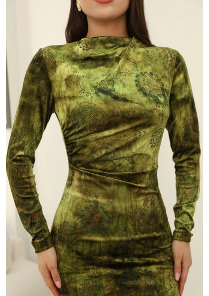 Desenli Büzgü Detaylı Premium Kadife Elbise 6063-YEŞIL indirimleri