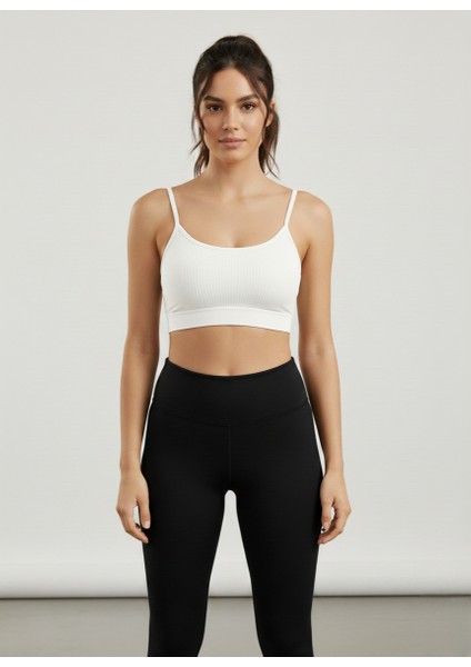 Kadın Pamuklu Ince Askılı Fitilli Çıkarılabilir Pedli Büstiyer