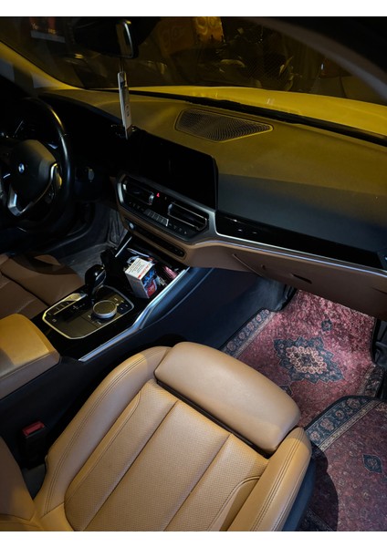 Lüx Oto Halı Paspas Desenli Yıkanabilir Universal (Her Araca Uyumlu)(Türk Motifi Desenli Koyu) modelleri