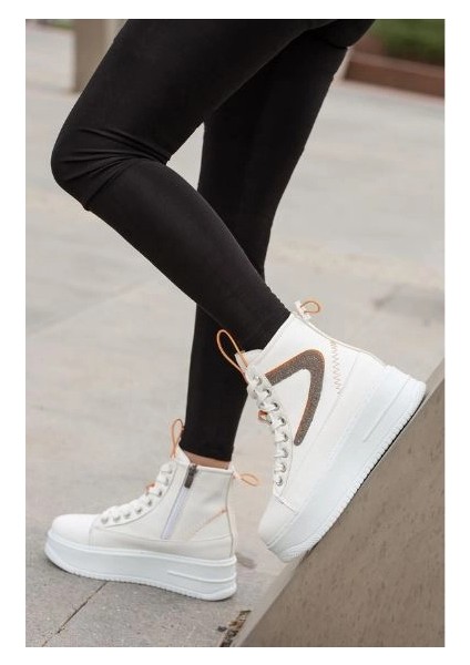 BF950 Beyaz Kalın Taban Kadın Spor Bot fiyatları