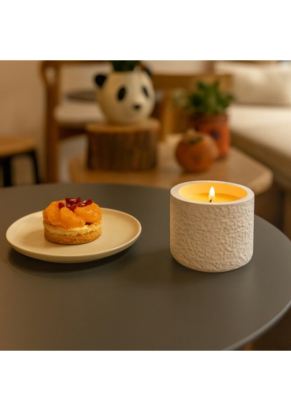 Bodrum Mandalinası Kokulu Beton Mum – %100 Soya Wax, El Yapımı, Doğal Vegan Mum fırsatları