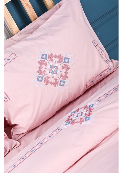 Kanaviçe Nakışlı %100 Pamuk Nevresim Takımı modelleri