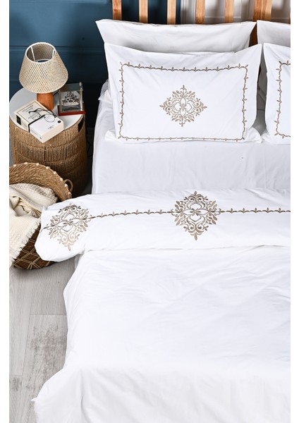 Flora Nakışlı %100 Pamuk Nevresim Takımı