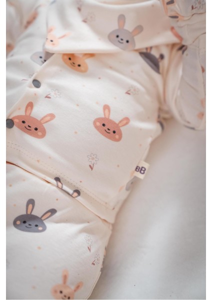 Unisex Sevimli Tavşan Desenli Natural 5li Hastane Çıkışı Zıbın Seti modelleri
