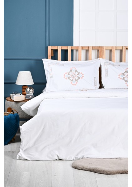 Kanaviçe Nakışlı %100 Pamuk Nevresim Takımı fiyatları