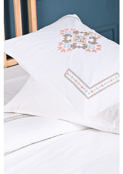 Kanaviçe Nakışlı %100 Pamuk Nevresim Takımı modelleri