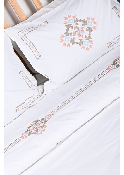 Kanaviçe Nakışlı %100 Pamuk Nevresim Takımı indirimleri