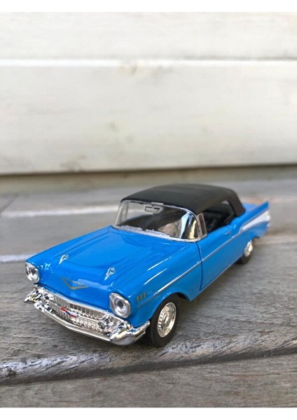 Welly 1957 Chevrolet Bel Air Diecast Metal Araba Model Araba Oyuncak Araba Çek Bırak Araba 12 cm